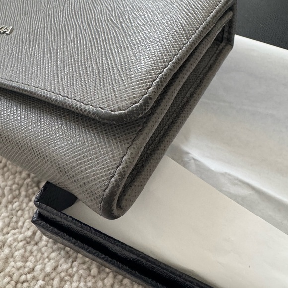 Prada Saffiano Leather Gray Wallet - Picture 2 of 16